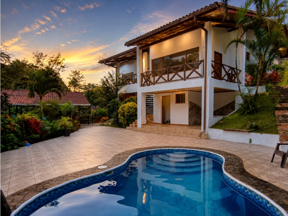 CASA ALTOS DEL MARIA CON PISCINA 5 RECAMARAS