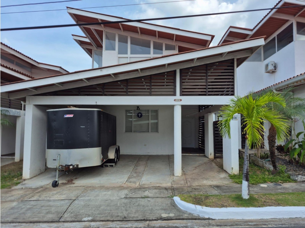 VENTA CASA DUPLEX NUEVA GORGONA 210m2 PUNTA PARAISO VILLAGE