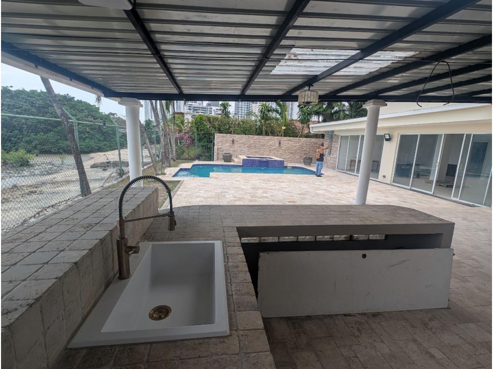 ALQUILER CASA COCO DEL MAR 673M2 CON PISCINA FRENTE AL MAR MLD — foto 5