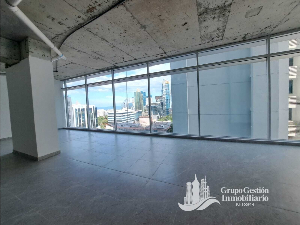 ALQUILER OFICINA 131M2 EN SORTIS OBARRIO KAF