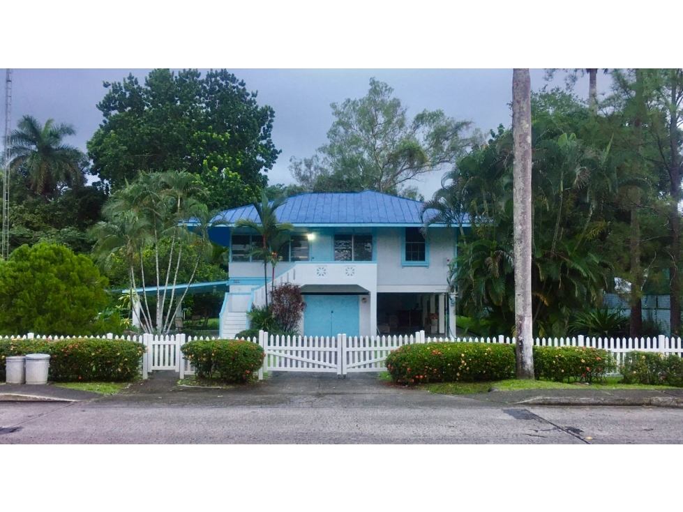 VENTA DE HERMOSA CASA EN CLAYTON COROZAL