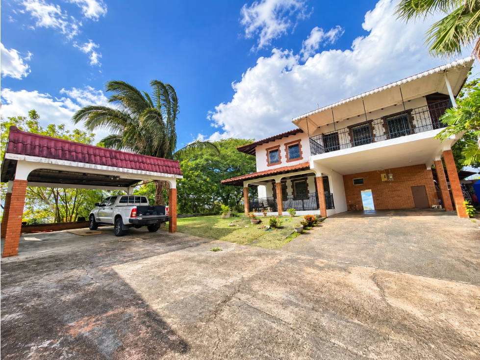 ALQUILER CASA EL DORADO AMOBLADA 700M2 ZONA TRANQUILA CV - 2