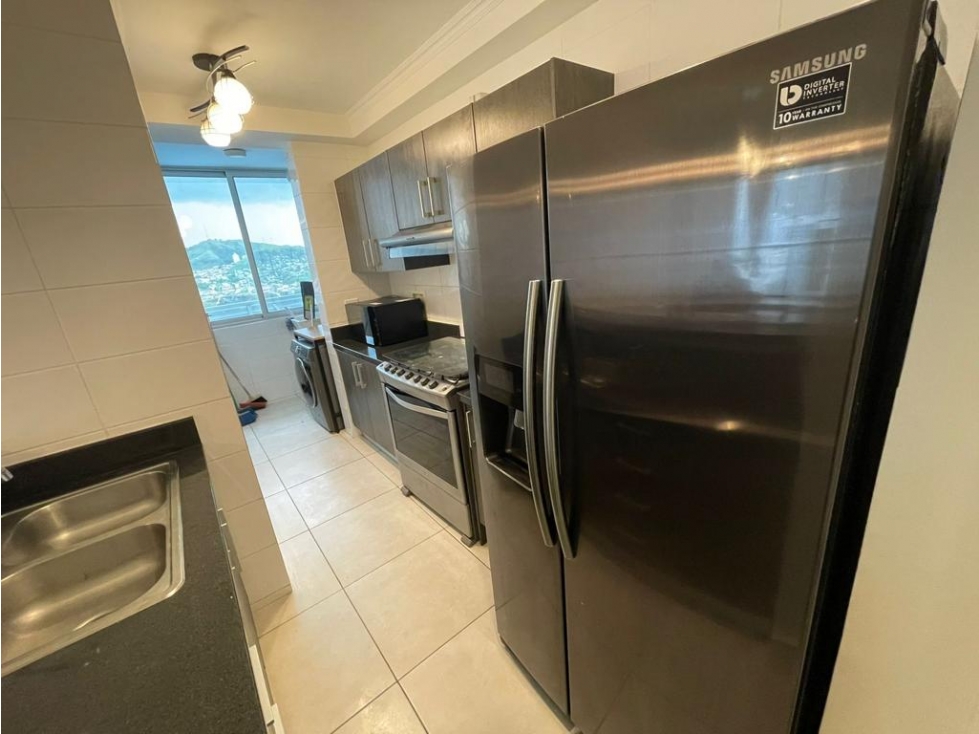 VENTA DE APARTAMENTO AMOBLADO PH SKY POINT TUMBA MUERTO 100M2 JP — foto 6