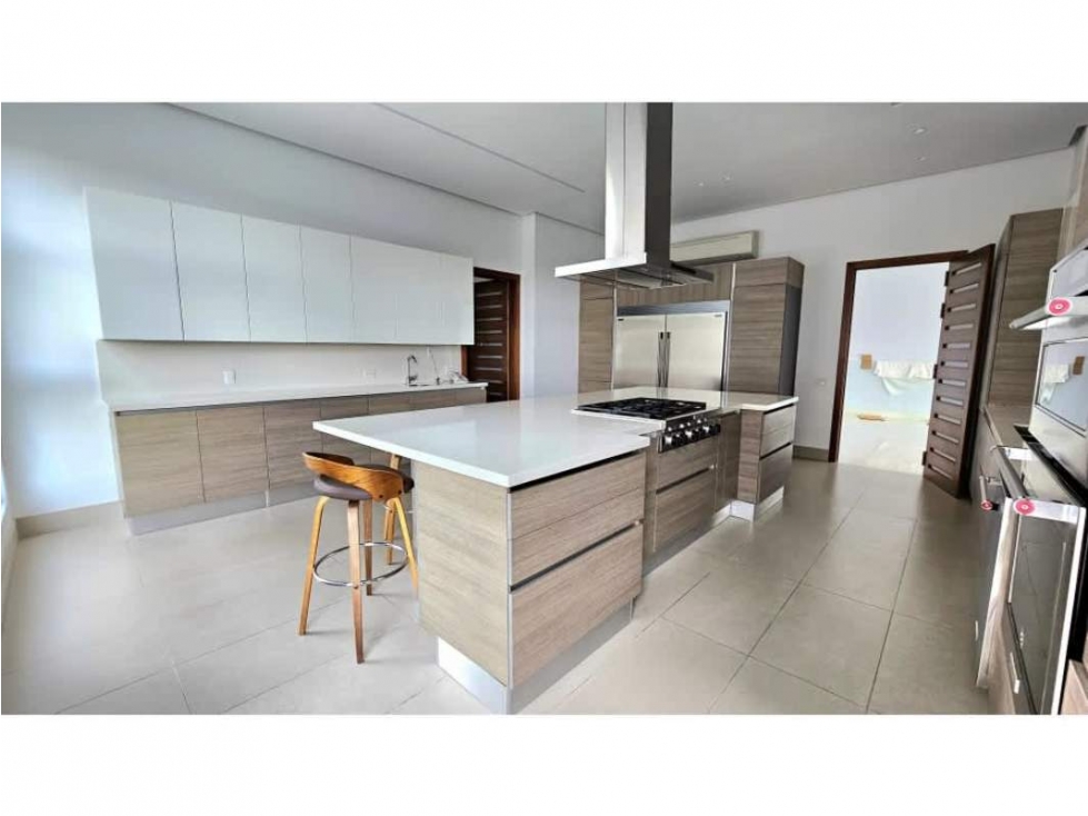 ALQUILER DE APARTAMENTO EN SANTA MARIA PH LA LOMA — foto 3