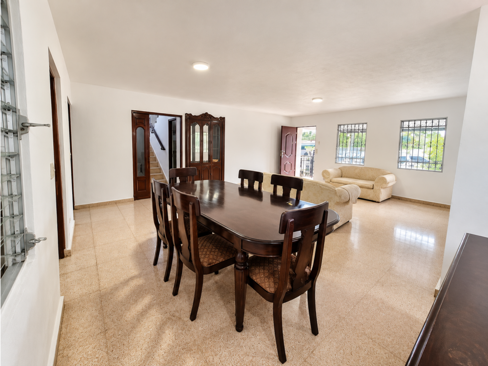 ALQUILER CASA EL DORADO AMOBLADA 700M2 ZONA TRANQUILA CV - 5