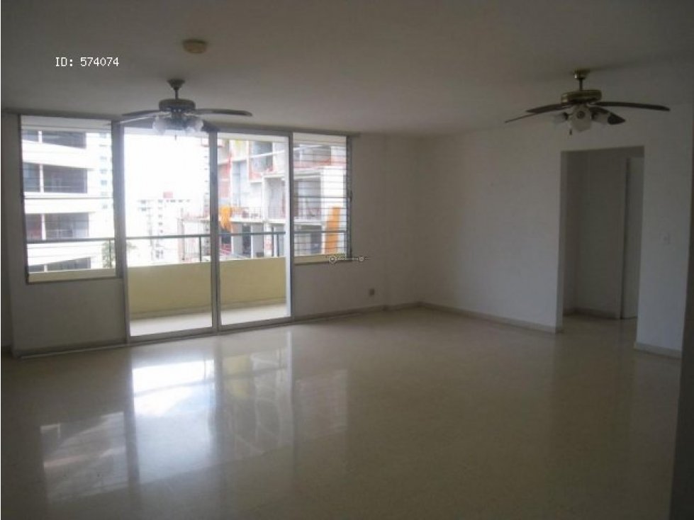 Apartamento en El Cangrejo PH DEL REY - 4