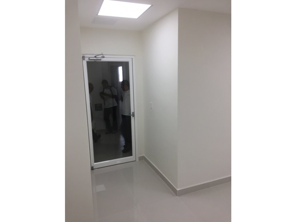 OFICINA A ESTRENAR EN BAYVIEW - 6