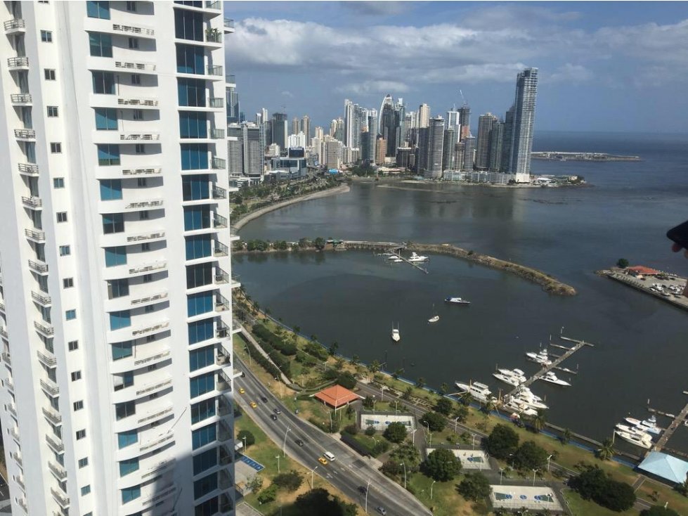 VENTA APARTAMENTO VISTA AL MAR 231m2 2REC EN AVE BALBOA PH YACHT CLUB — foto 4