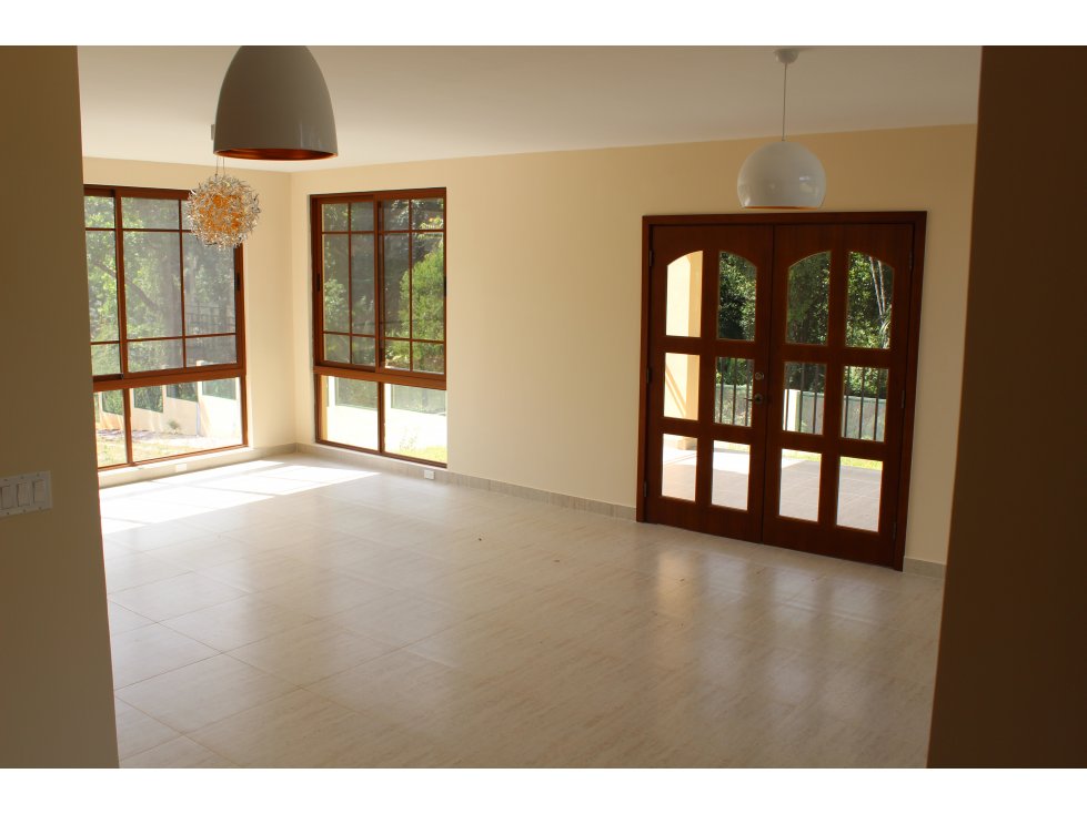 CASA SENDEROS CAMINO DE CRUCES CLAYTON MODELO TOPACIO - 6