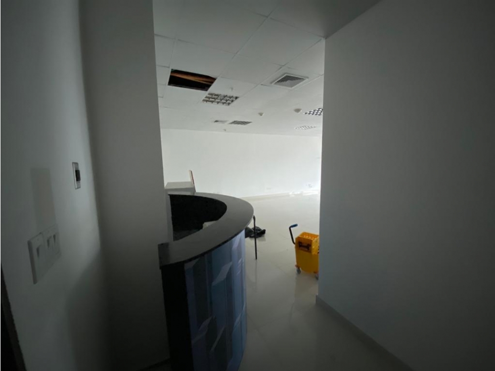 OFICINA AMOBLADA O VACIA 226 M2, EN TOWERBANK, CALLE 50 — foto 6