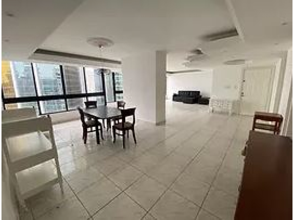 VENTA DE APARTAMENTO EN AV BALBOA 240M2 3 RECAMARAS — foto 3