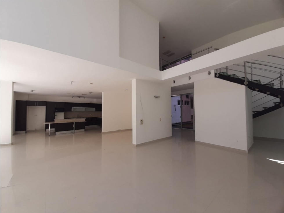 GANGA VENTA DE CASA DE 305 M2 EN COSTA ESMERALDA, COSTA SUR — foto 2
