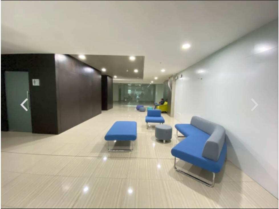 ALQUILER OFICINA 128 m2 CON VISTA, SKY BUSINESS CENTER — foto 5