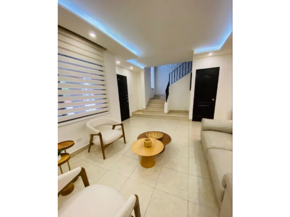 VENTA CASA VERSALLES 1 REMODELADA — foto 3