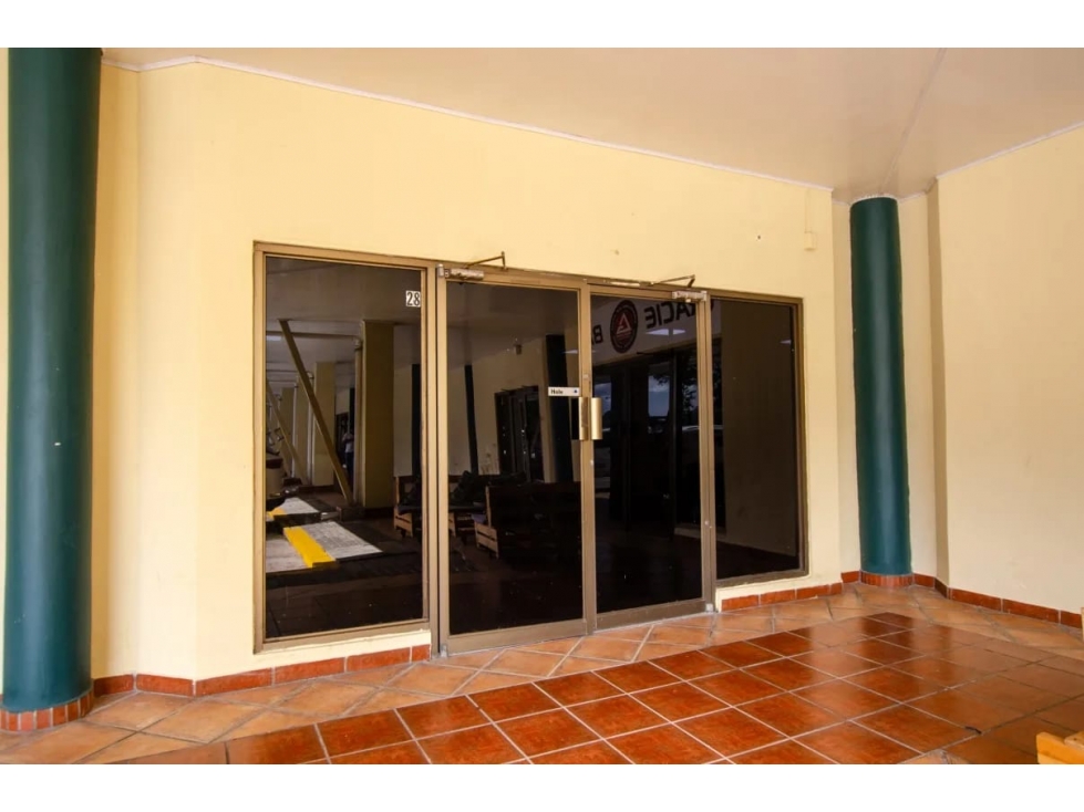 ALQUILO LOCAL ALBROOK 100.27M2 PLAZA ALBROOK - 4