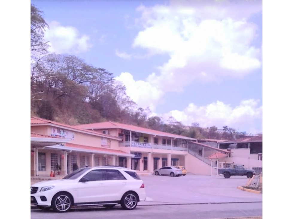 ALQUILO LOCAL BRISAS DEL GOLF PLANTA BAJA PLAZA COMERCIAL — foto 5