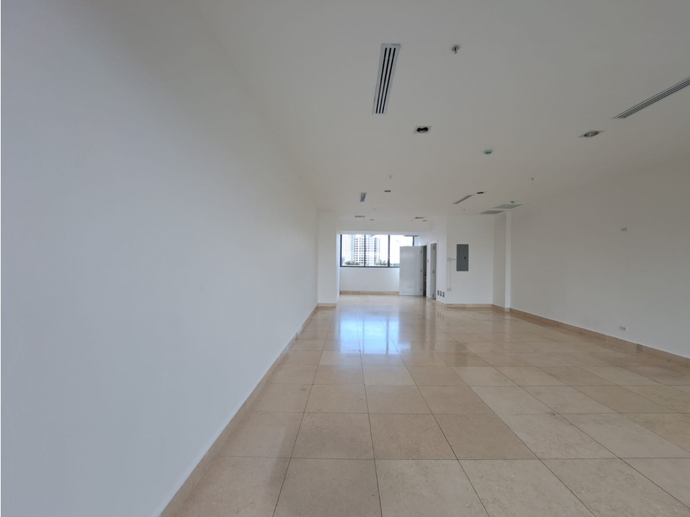 ALQUILER LOCAL 72m2 VIA PORRAS ROYAL BLUE PLAZA CON ACABADOS — foto 2