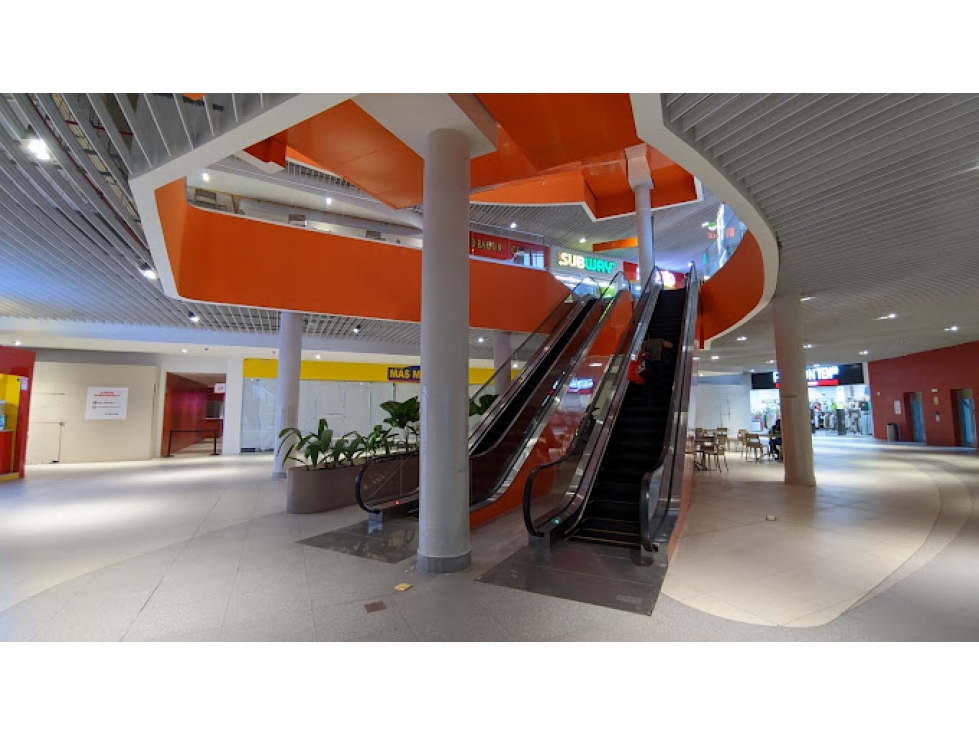 ALQUILER LOCAL EN CENTRO COMERCIAL SAN MIGUELITO — foto 3
