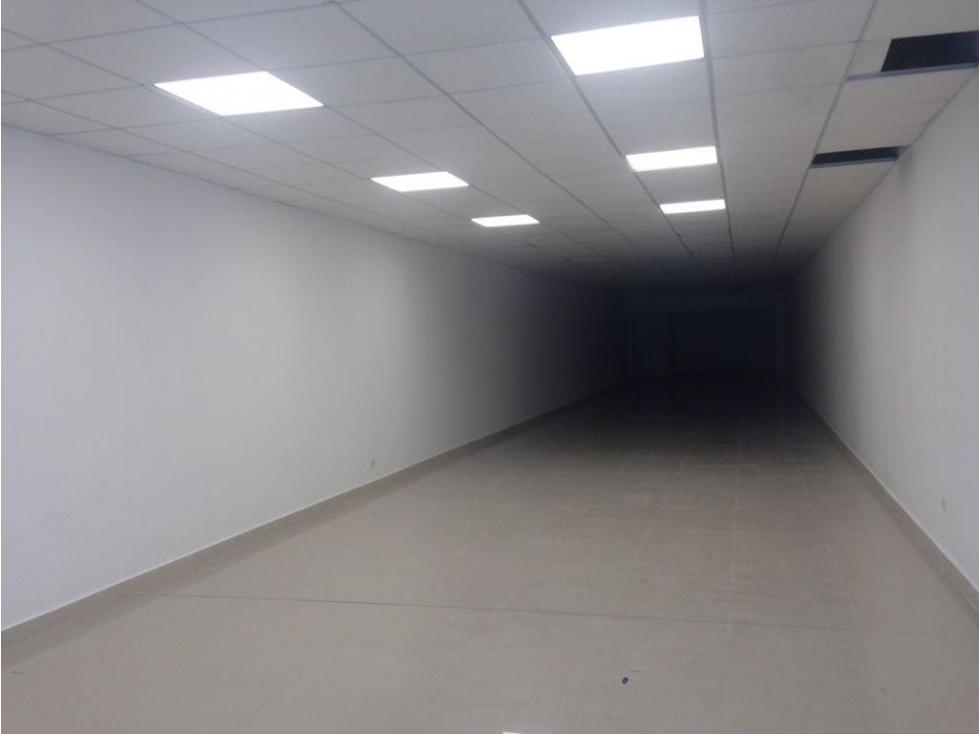 VENTA LOCAL COMERCIAL 225M2 FRENTE A UNIVERSIDAD EL CARMEN KAF — foto 6