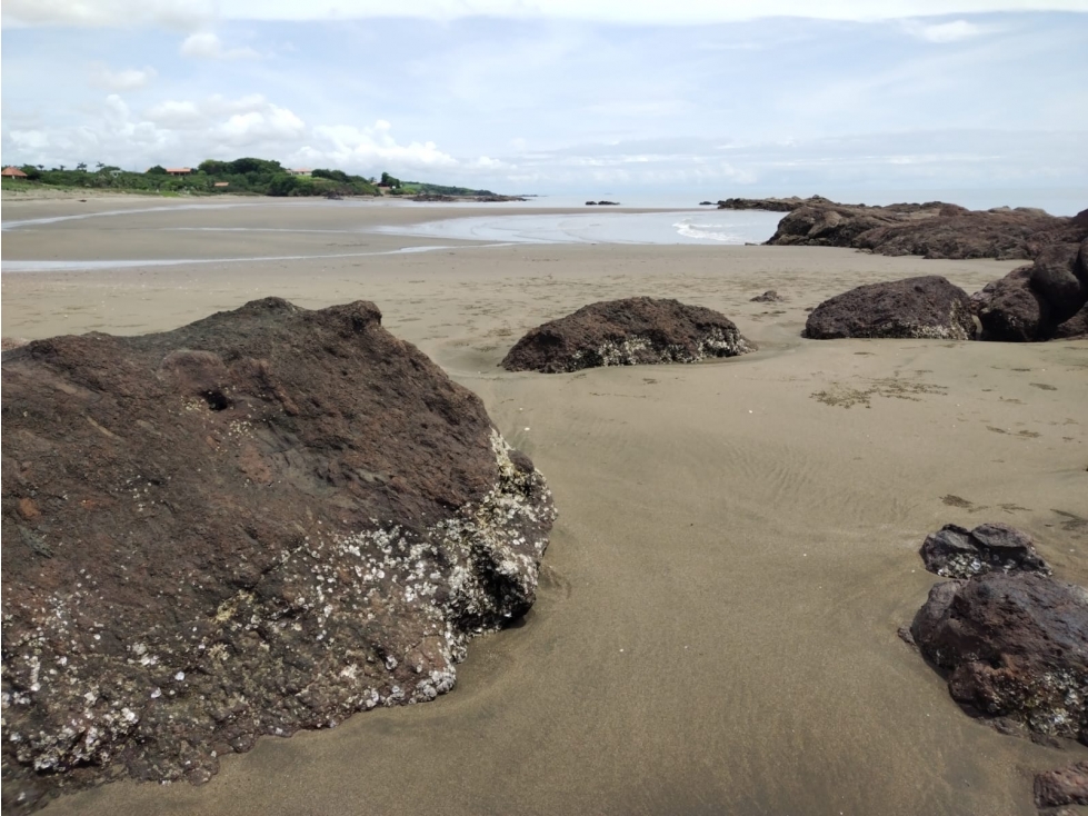 VENTA TERRENOS CERCA A LA PLAYA LAS COMADRES - TABLAS ABAJO - 3