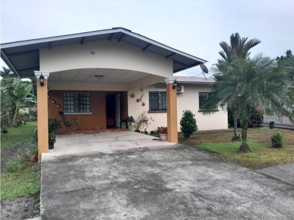 Se vende Casa en Bugaba - Barriada La Hacienda