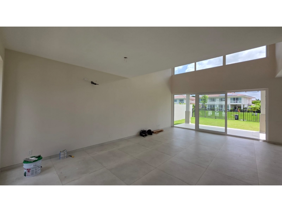 VENTA O ALQUILER DE CASA SANTA MARIA 365M2 THE WOODS MLD — foto 3