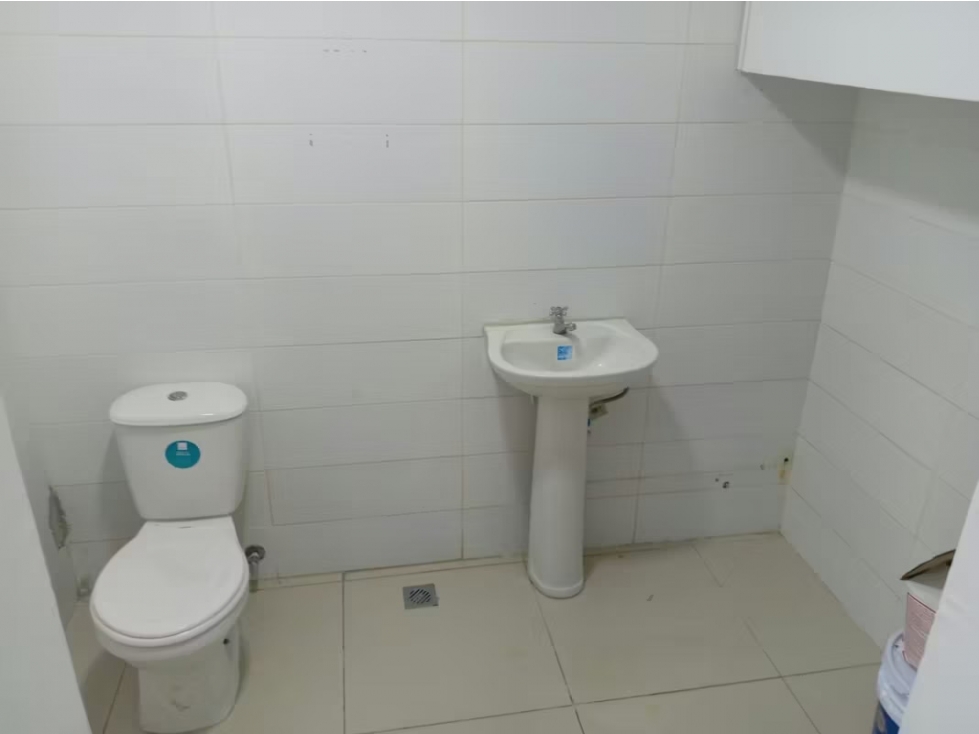 ALQUILER LOCAL COMERCIAL BELLA VISTA 170M2 VÍA ESPAÑA — foto 5