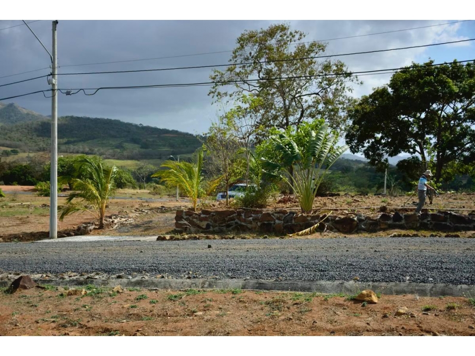 LOTE EN VENTA CON PISCINA , LAS PALMAS CAPIRA — foto 6