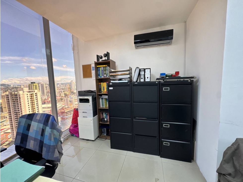 ALQUILER OFICINA AMOBLADA TORRE FSC 15M2 MC - 3
