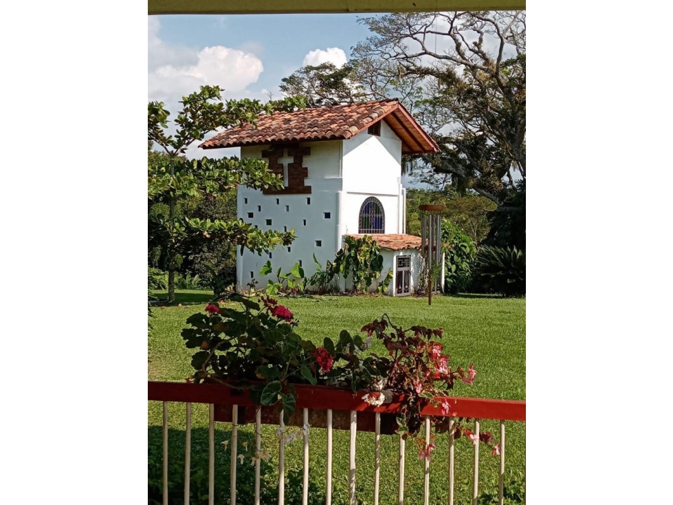 VENTA DE FINCA SANTA TERESA EN MONTENEGRO, COLOMBIA CV - 3
