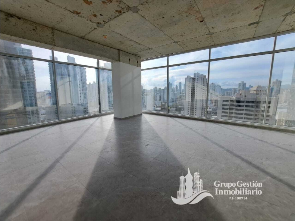 ALQUILER OFICINA 141M2 EN SORTIS OBARRIO KAF