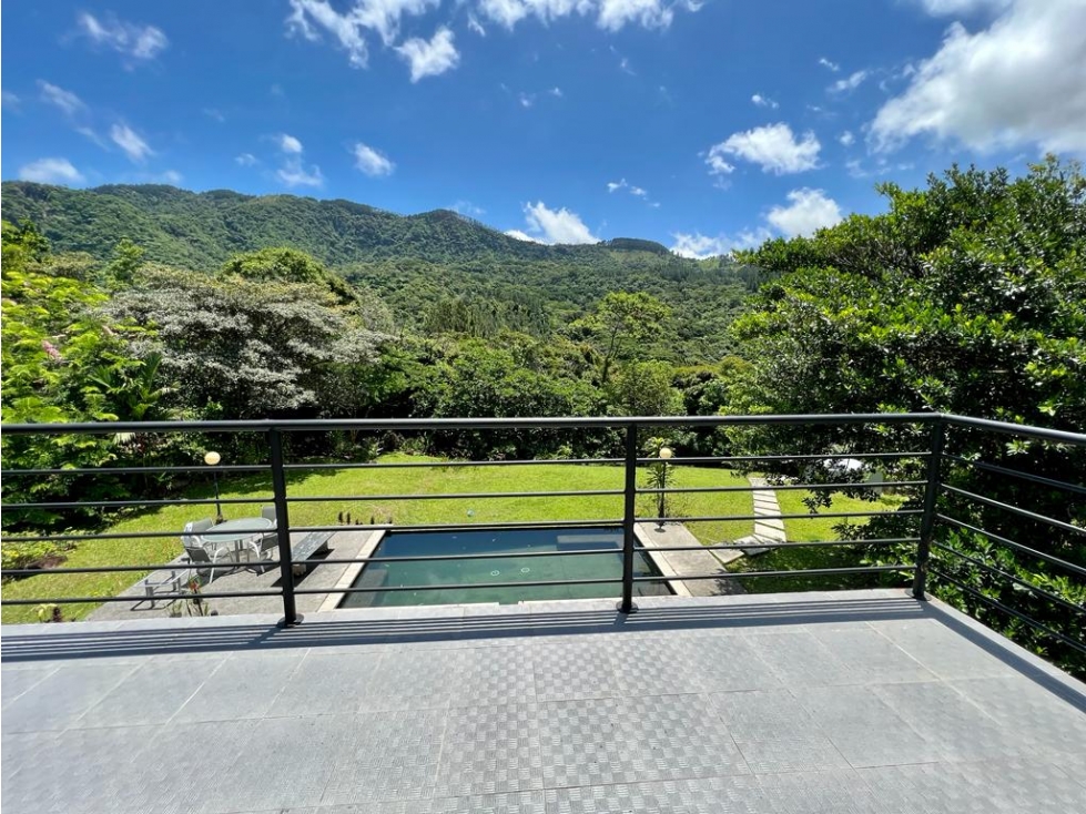 VENTA CASA EN ALTOS DEL MARIA CON PISCINA 5 Rec 1143MT2 MODERNA — foto 6