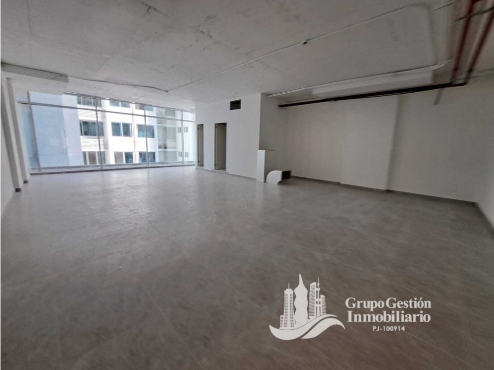 ALQUILER OFICINA 115M2 EN SORTIS OBARRIO KAF