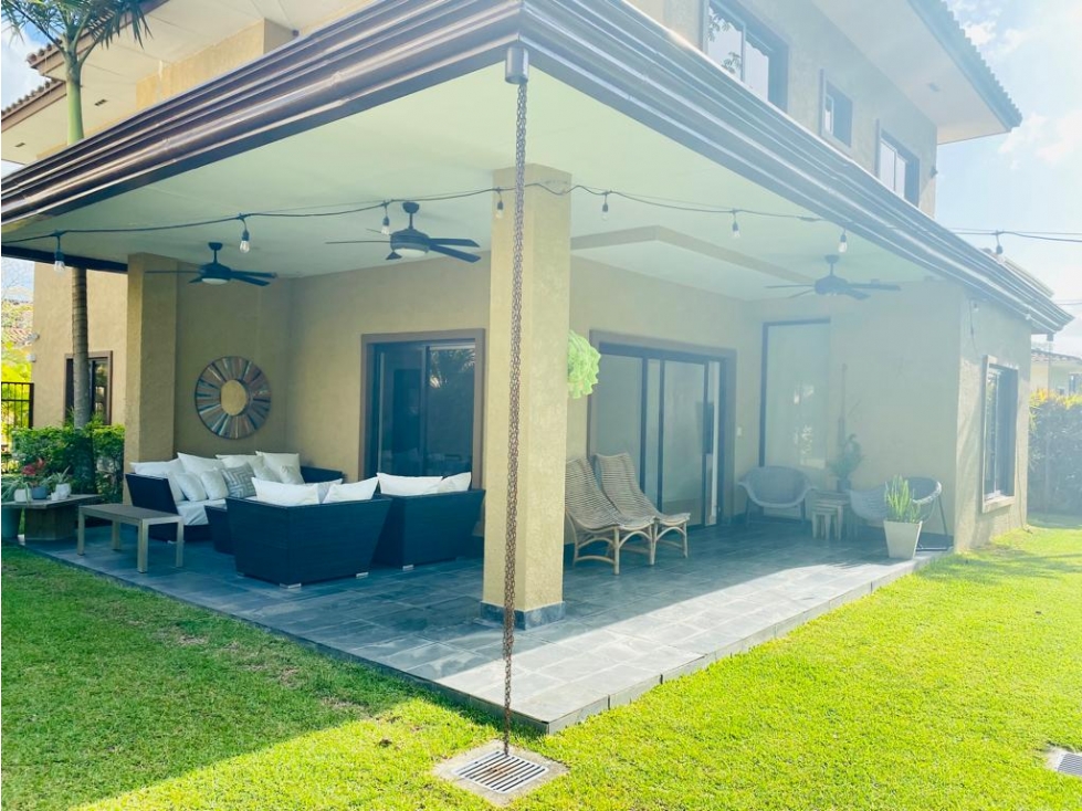 CASA EN CLAYTON EN EMBASSY CLUB 4 RECAMARAS LINEA BLANCA CV — foto 6