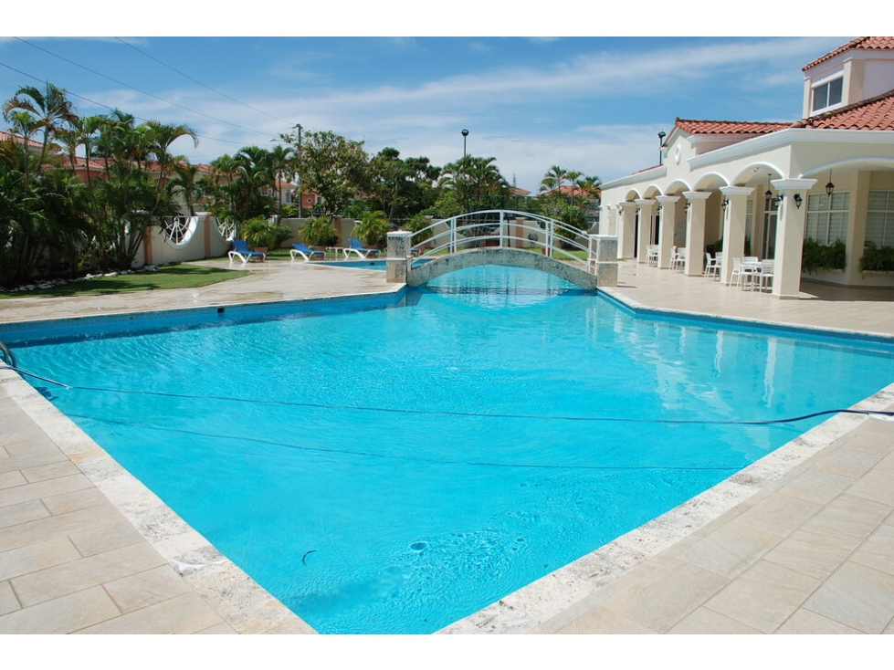 VENTA CASA REMODELADA COSTA SUR 4 REC VILLA VALENCIA