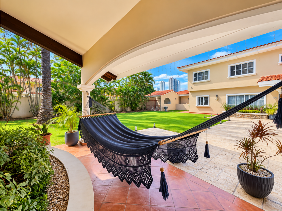 ALQUILER CASA COSTA DEL ESTE CON PISCINA 5 REC 1300M2 TERRENO MLD - 2