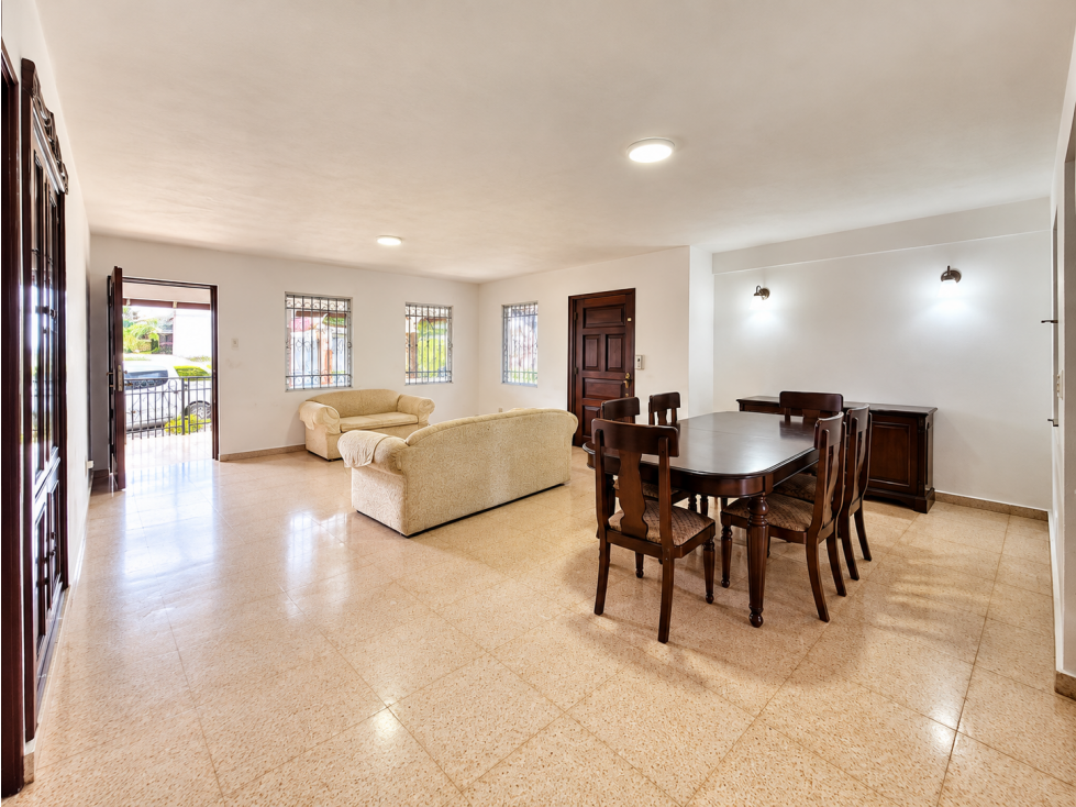 ALQUILER CASA EL DORADO AMOBLADA 700M2 ZONA TRANQUILA CV - 4