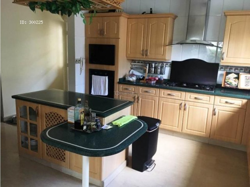 VENDO CASA 3RE,3.5, 3ESTAC - 5