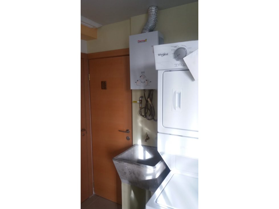 APARTAMENTO L/B CONDADO DEL REY PH ROKAS 3R - 4