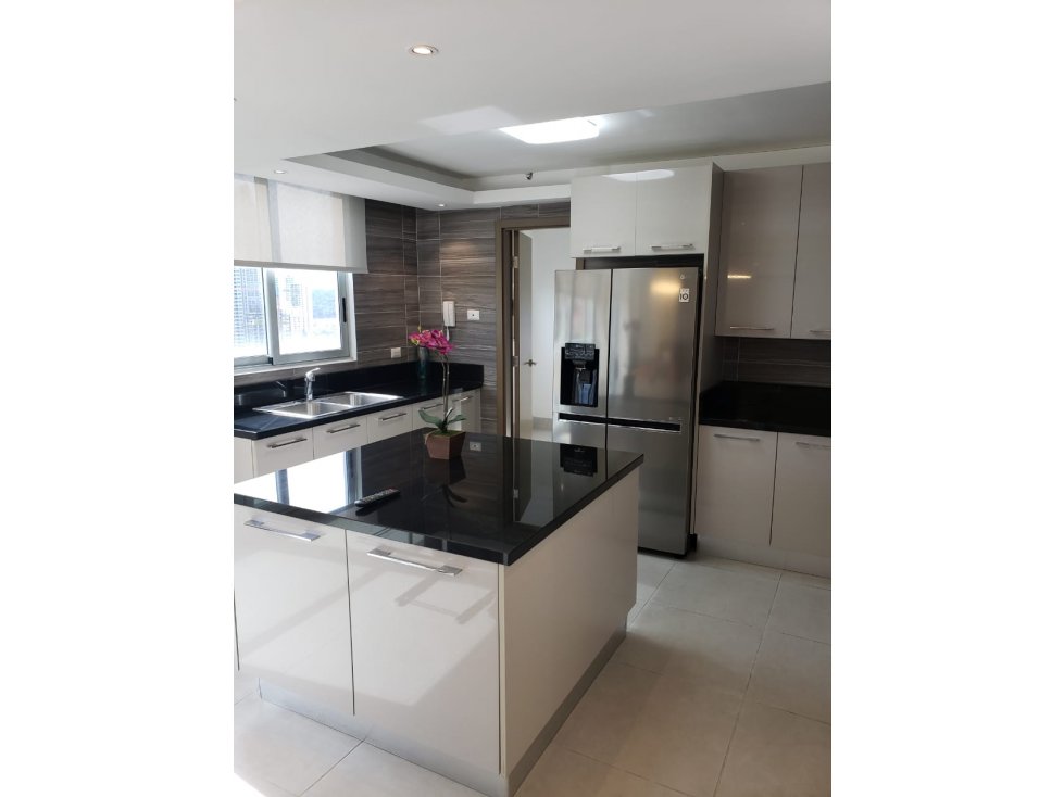 APARTAMENTO EN ALQUILER O VENTA EL CANGREJO AMOBLADO PH PARK CITY — foto 2