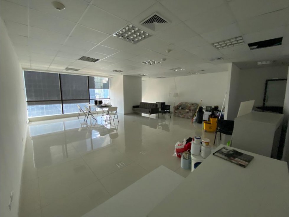 OFICINA AMOBLADA O VACIA 326 M2, EN TOWERBANK, CALLE 50 — foto 2