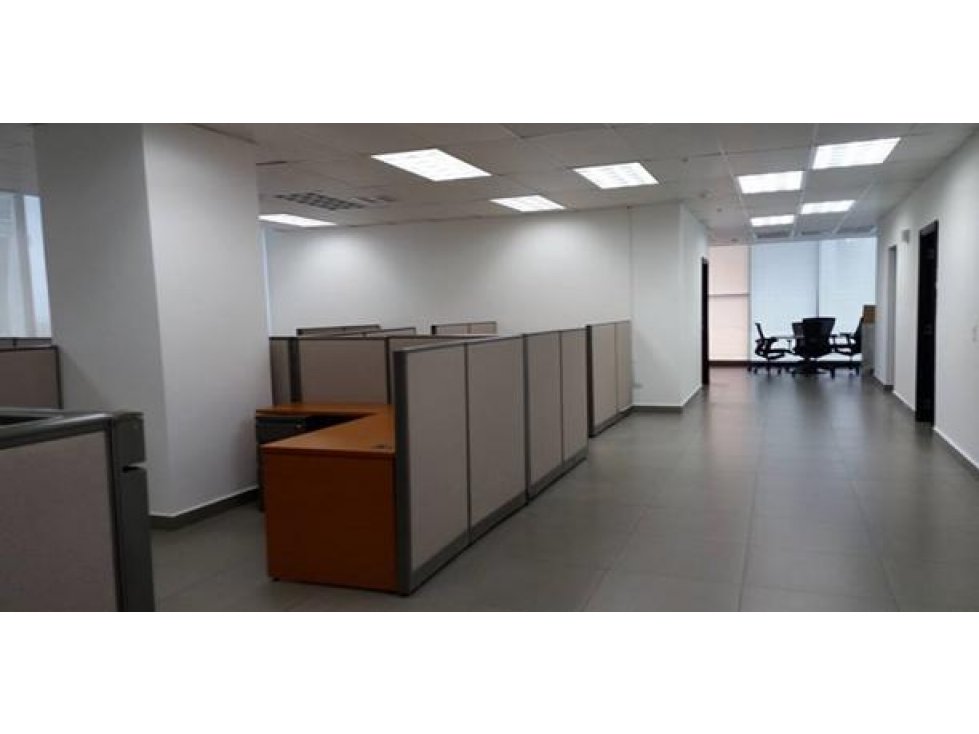 OFICINA 190 M² EQUIPADA EN CALLE 50, EDIF. OFFICE ONE (TORRE BANISI) — foto 6