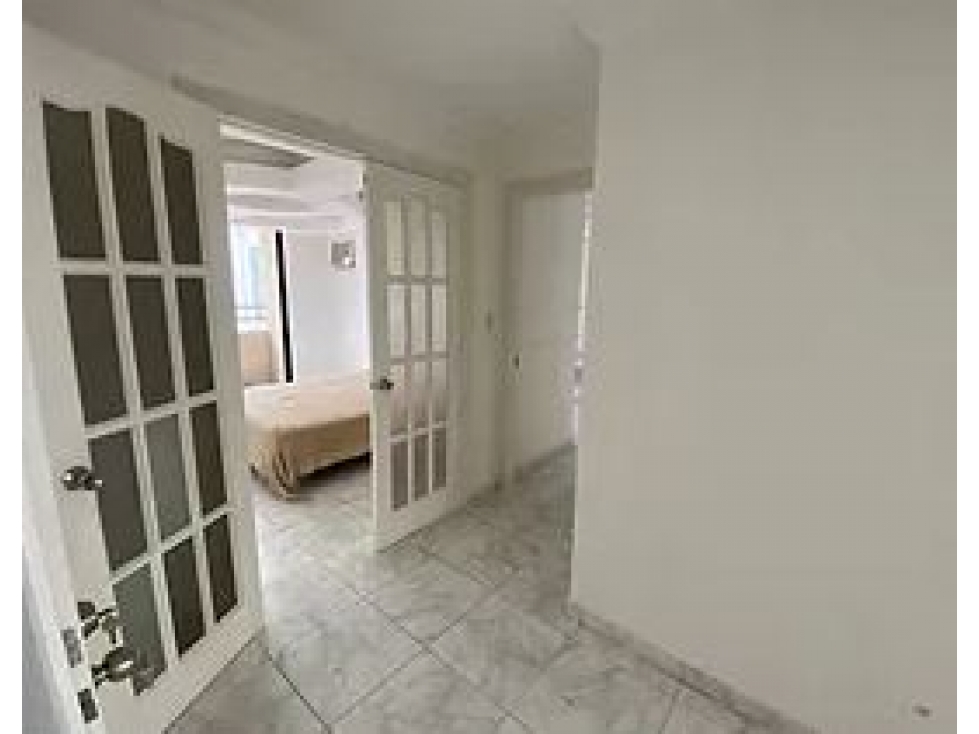 VENTA DE APARTAMENTO EN AV BALBOA 240M2 3 RECAMARAS — foto 4