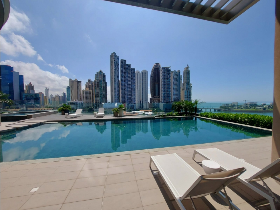 VENTA APARTAMENTO PUNTA PAITILLA CON MEJORAS 32Om2 PH OCEAN FRONT JP