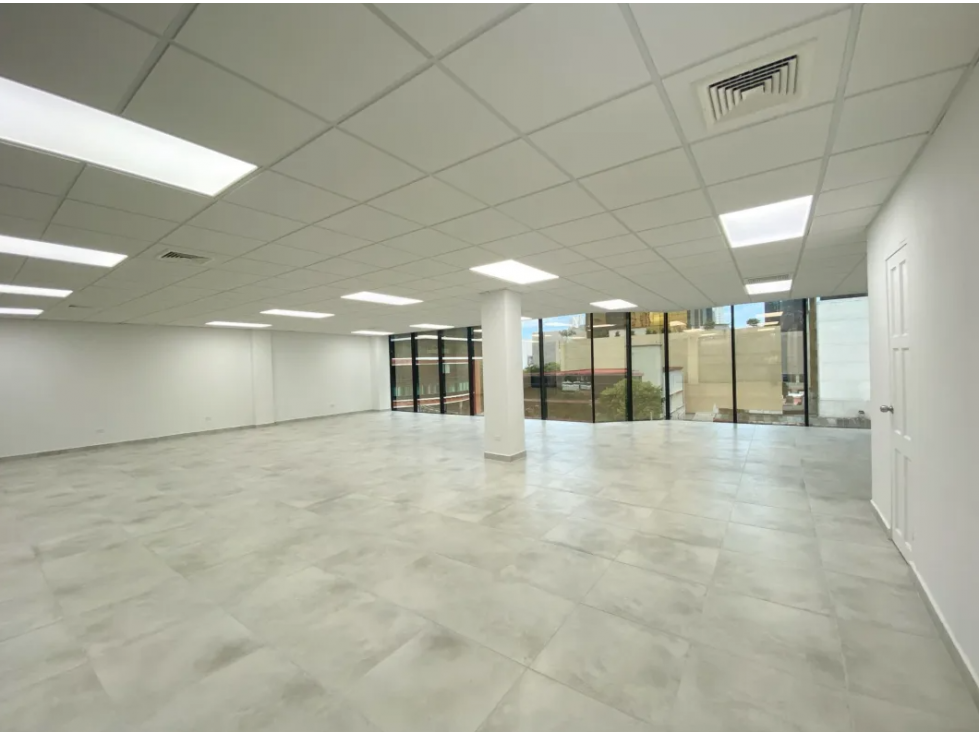 Alquiler de oficina de 140 m2 en Obarrio — foto 5