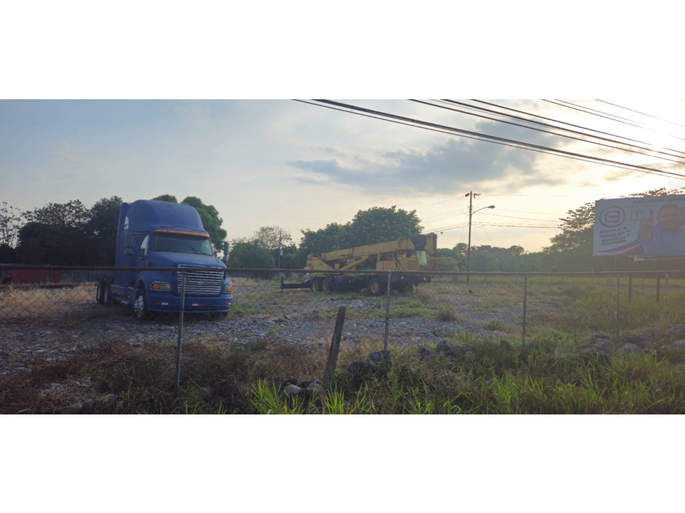 VENDO LOTE ORILLA DE PANAMERICANA 7000 METROS - 5