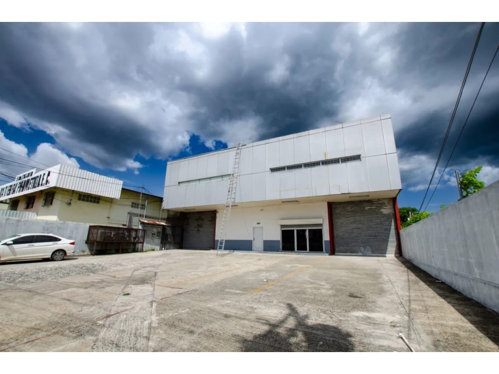 Alquiler Galera Llano Bonito 500 m2