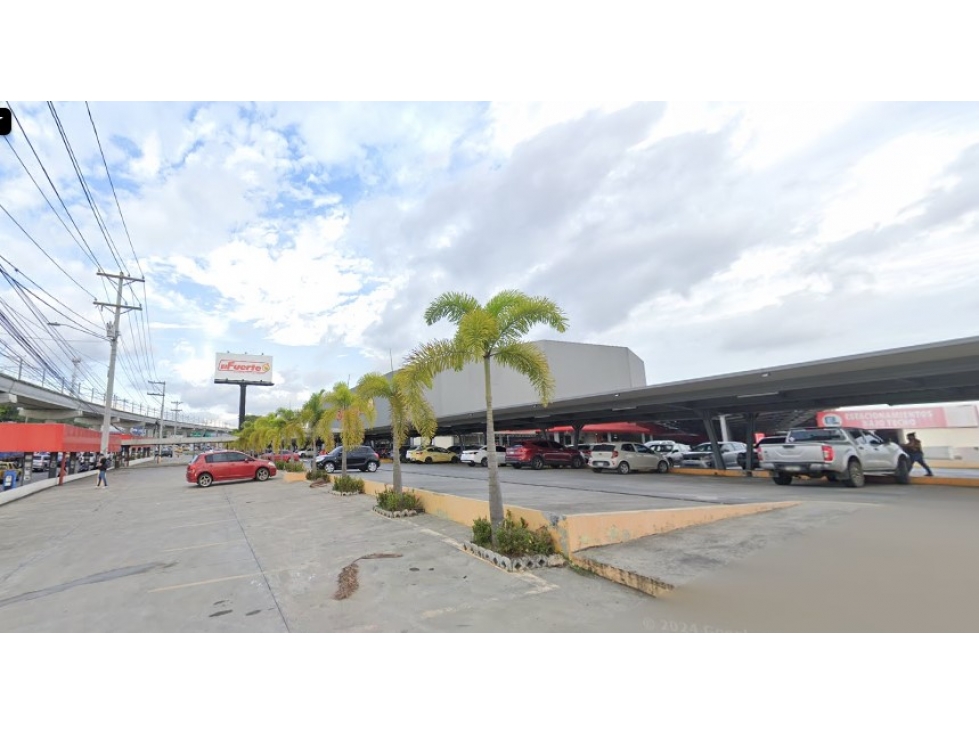 ALQUILER LOCAL DIFERENTES M2 EN LA 24 DICIEMBRE PLAZA COMERCIAL - 3