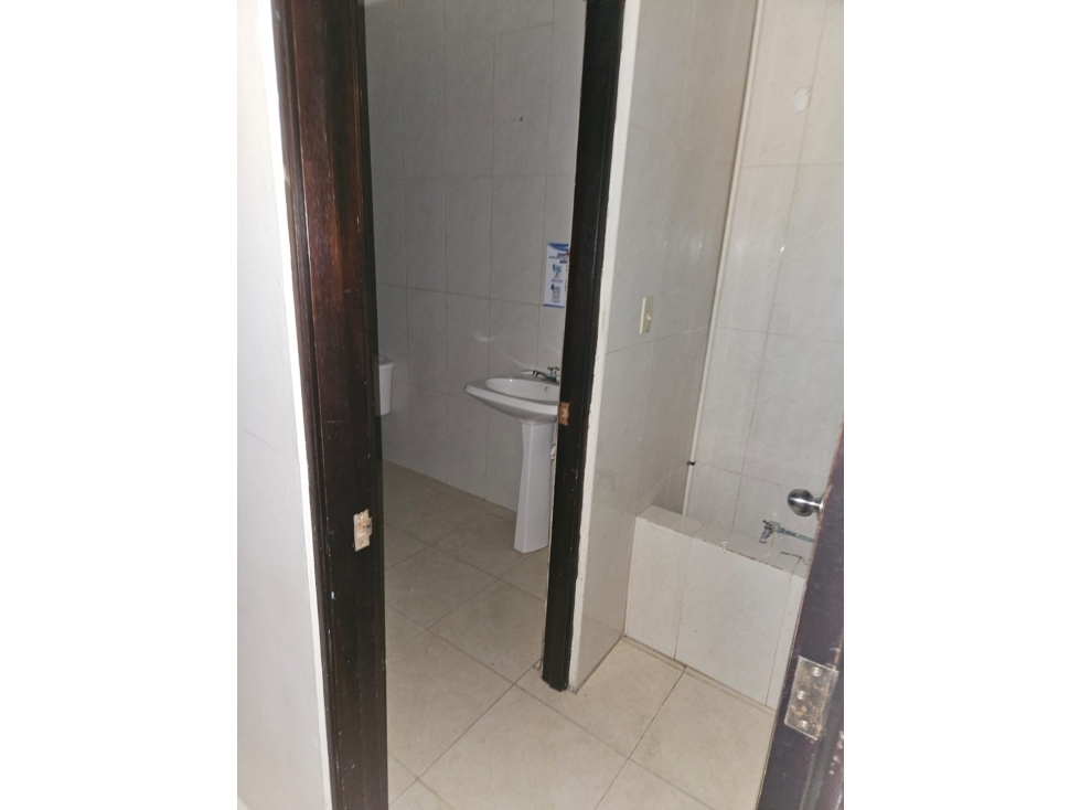 ALQUILER LOCAL COMERCIAL EL CANGREJO 214MTRS EV — foto 6