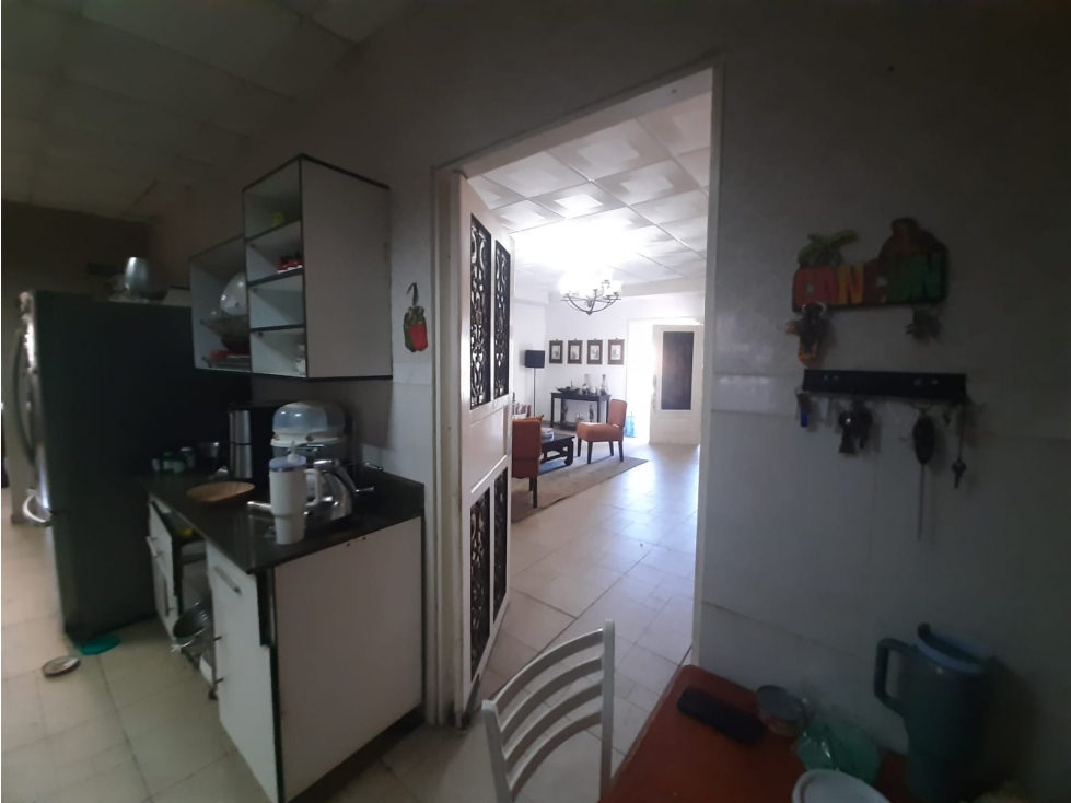 VENTA DE HERMOSA CASA GRANDE EN CHITRE - 6